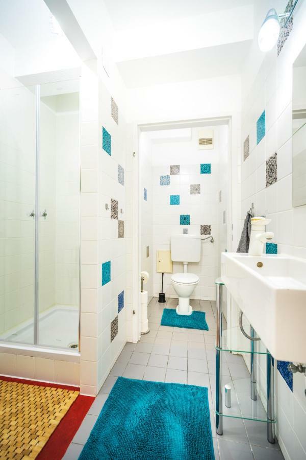 10 Min. Downtown - 2 Bedrooms - Parking Wien Exteriör bild